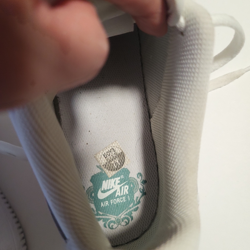 Nike Air Force 1 Low Casual White Shoes, Y7 Women 8.5 Men 7 - Picture 9 of 12